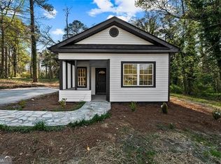 5580 Burrus Rd, Austell, GA