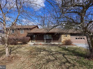 6010 Cherry Hill Rd, Harrisburg, PA 17111