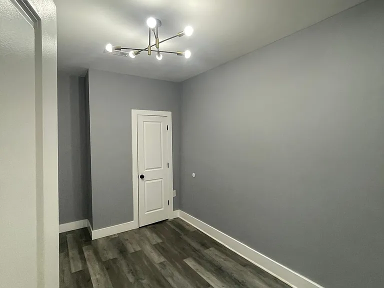 235 2nd St #2 — Photo 3