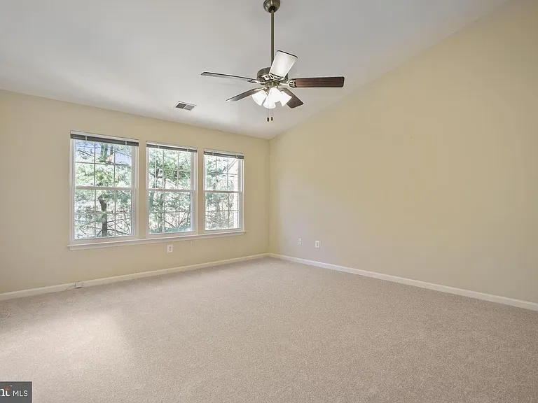 4002 Rosemeade Dr — Photo 10