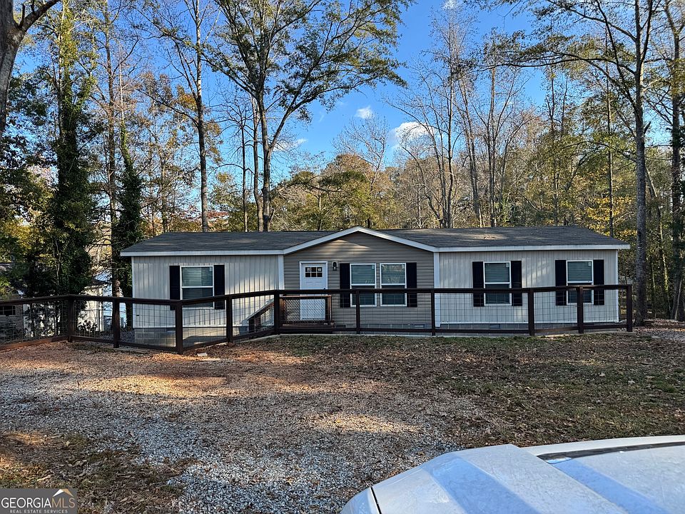 1st image of 215 Poplar Cir