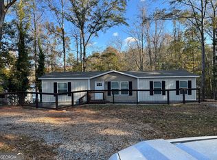 215 Poplar Cir, West Point, GA 31833
