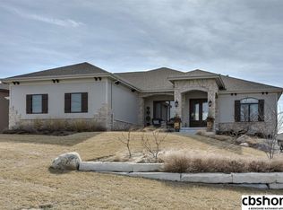 826 N 186 Avenue, omaha, NE 68022