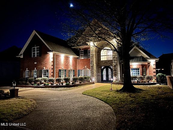 2nd image of 6656 Moondance Dr