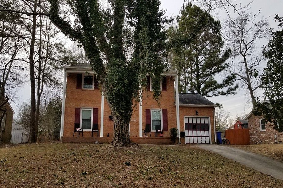 1st image of 883 Clemson Dr