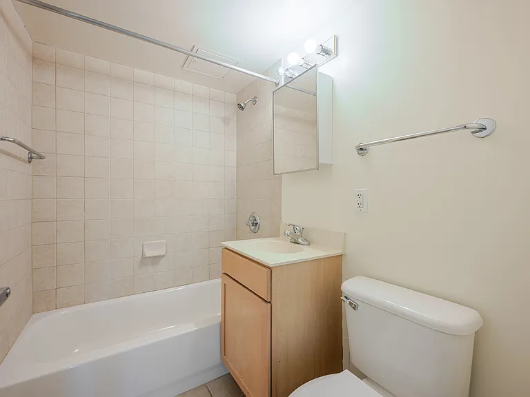 800 4th St SW #S709 — Photo 12