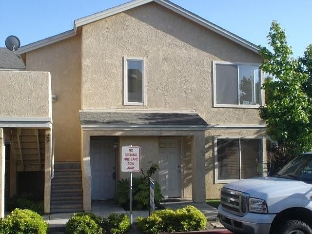 1st image of 220 E Grant St Unit 30