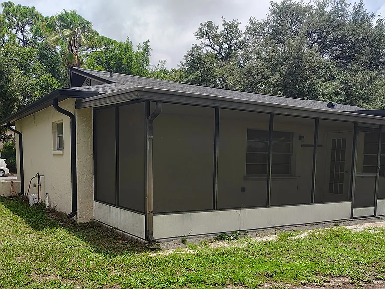 4617 Uzzle Way — Photo 9