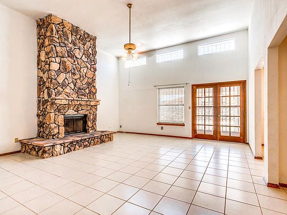 3rd image of 845 Agua Caliente Dr