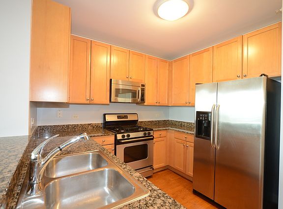 4th image of 201 N Westshore Dr APT 706