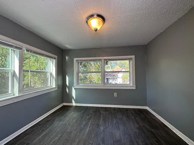 1106 Esplanade St #2 — Photo 6