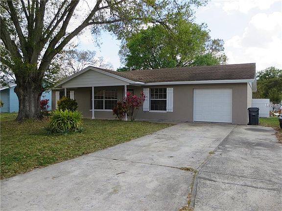 2nd image of 2811 Orchid Ln