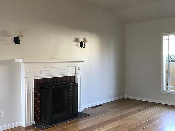 3rd image of 3049 Brookfield Ave