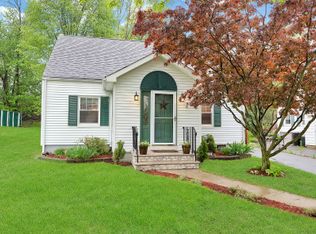 30 Green Ave, Roseland, NJ 07068
