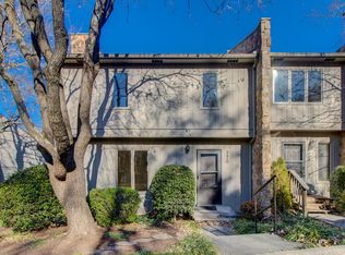 3410 Stonehenge Sq, Roanoke, VA 24018