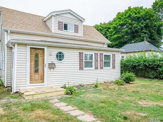1st image of 19 Woodburn St