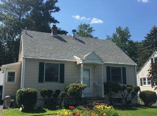 27 Park Ave, Latham, NY 12110