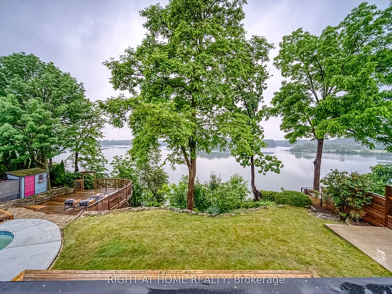 44 Royal Henley Blvd — Photo 37