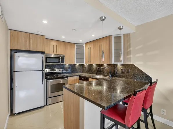 2900 NE 30th Street #A4, Fort Lauderdale, FL 33306