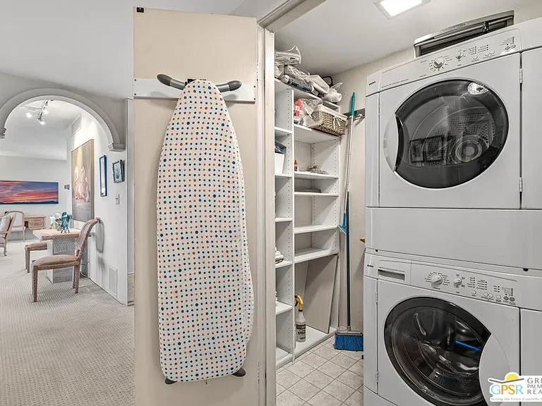 900 Island Dr #313 — Photo 39