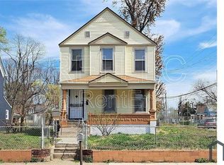 1371 Olive St #1, Louisville, KY 40211