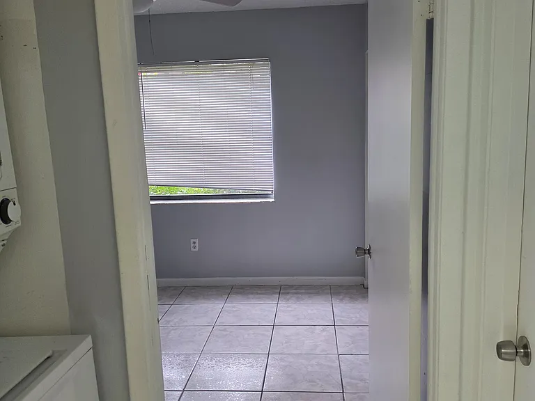 20805 NE 8th Ct #103 — Photo 16
