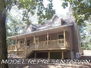 Ledgeway Dr, Dingmans Ferry, PA 18328