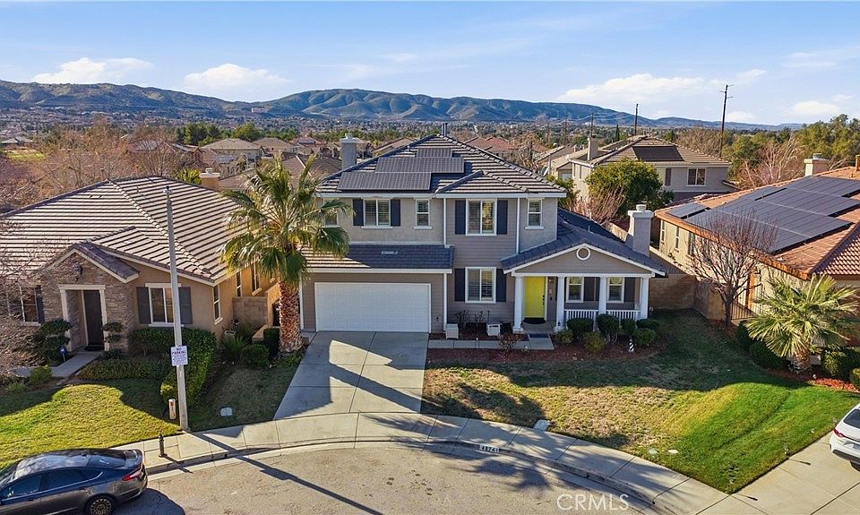 1st image of 40741 Oakmont Ct