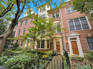 1044 N Stafford St, Arlington, VA 22201