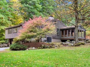 14 Glendale Rd, Housatonic, MA 01236