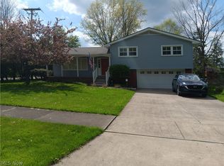 62 Grandview Ave, Hubbard, OH 44425