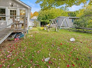 92 S Kellogg Rd, Midland, MI 48640