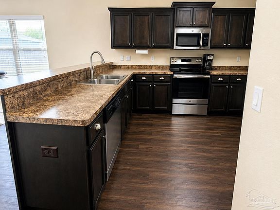 3rd image of 5065 Carmell Ridge Cir