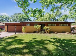 9822 W Tee Ln, Wichita, KS 67212