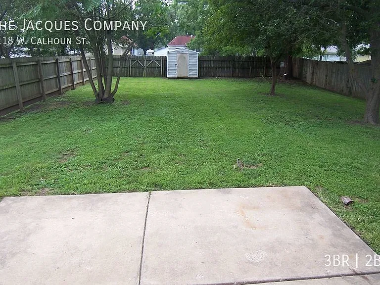 2118 W Calhoun St — Photo 6