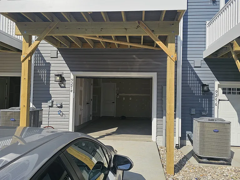 9274 Tanfield Dr — Photo 5