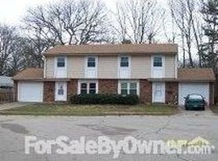 3203 Sycamore Dr, Columbus, IN 47203