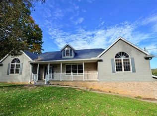 3365 Gorsuch Rd, Nashport, OH 43830