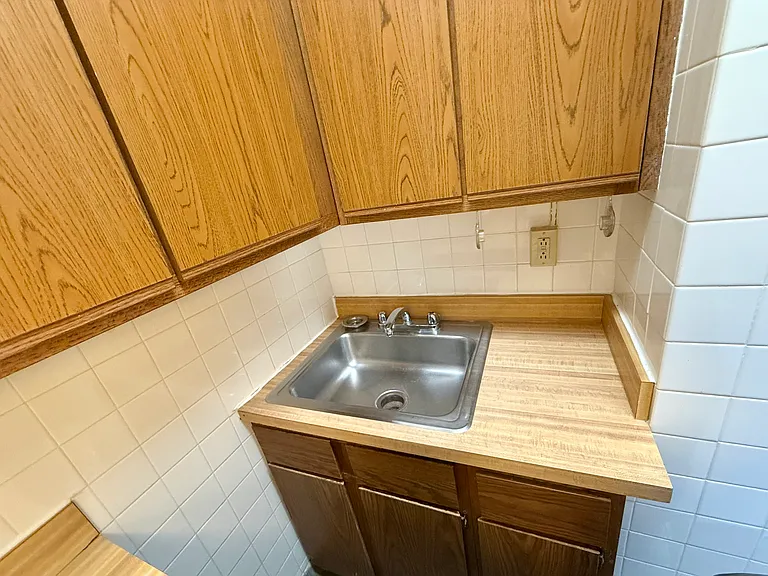 530 W Diversey — Photo 75