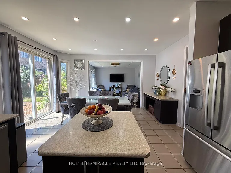 23 Dalton Dr — Photo 8