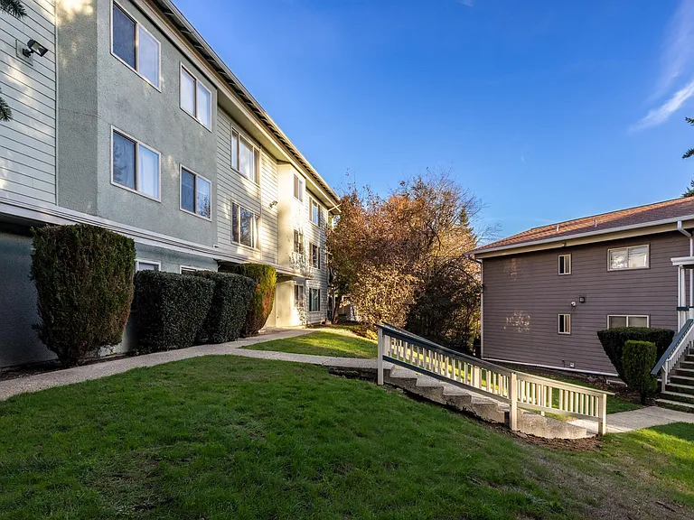 Greentree — Photo 12