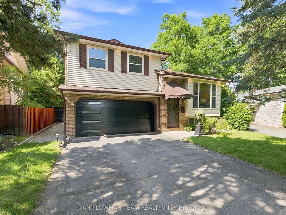 1st image of 733 Tarn Ct