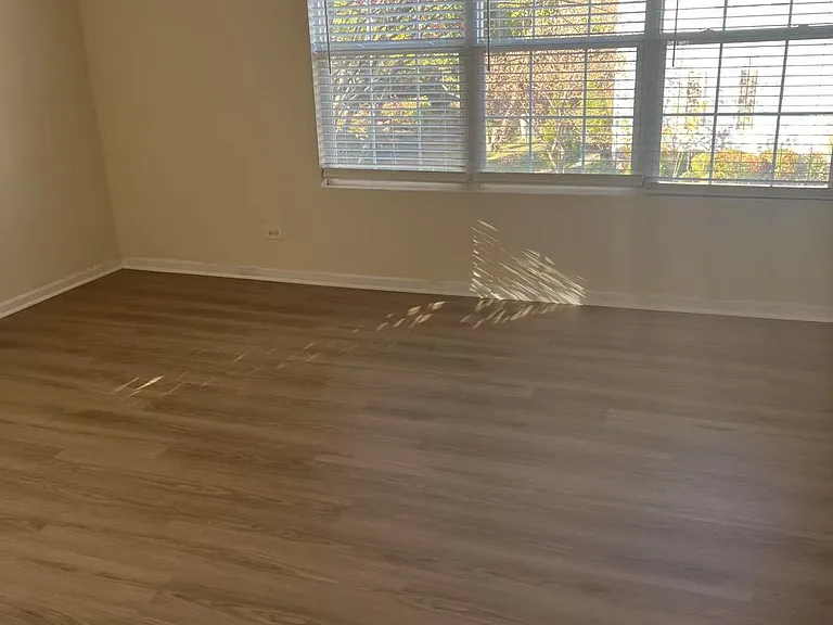 2441 Stoughton Cir — Photo 12