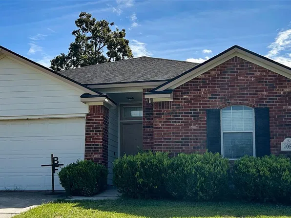 2054 Briar Grove Dr, Conroe, TX 77301