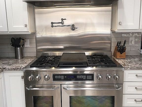 6 burner range w/ pot filler