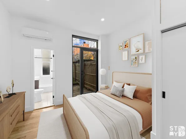 1130 Manhattan Avenue image 5 of 10