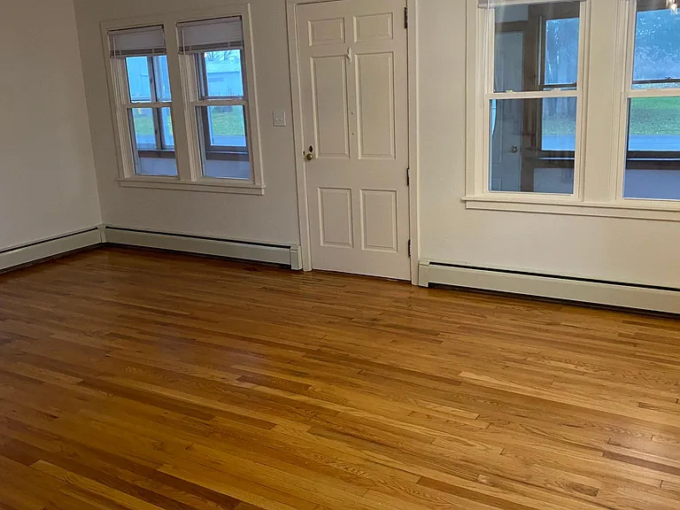 6279 Lamphear Rd — Photo 2