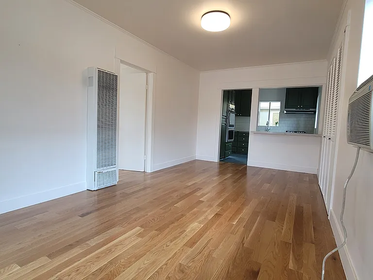 1911 Griffin Ave #1 — Photo 5