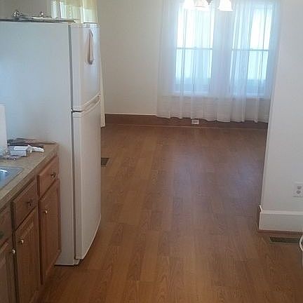 3rd image of 1328 17th St NW