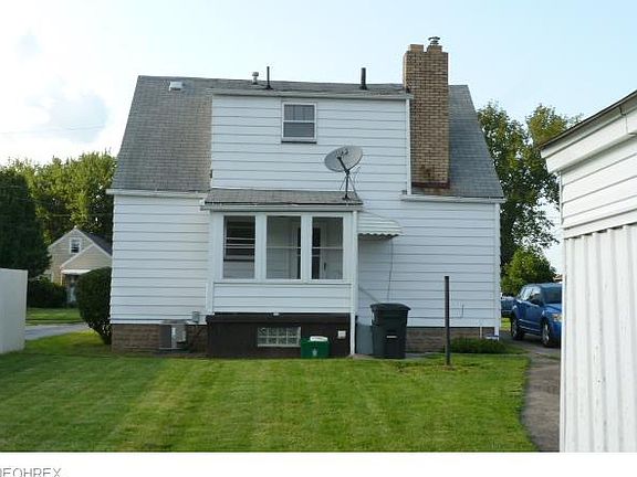 3rd image of 2045 Medford Ave